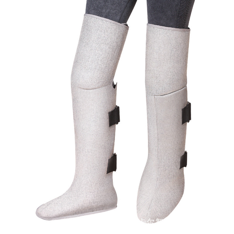 Red light therapy and hot compress for leg care